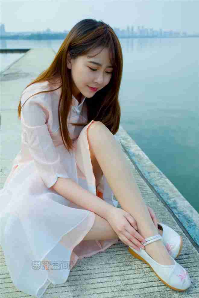 青娱乐视频App截图